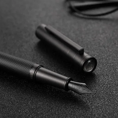 Hongdian Forest Black Fountain pen